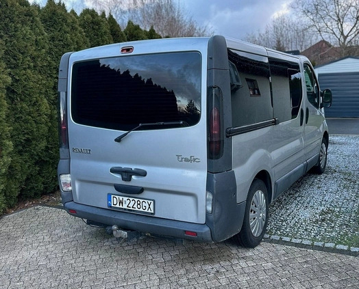 Renault Trafic cena 28900 przebieg: 204000, rok produkcji 2005 z Wrocław małe 29